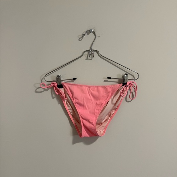3/$20⚡️ Victoria’s Secret Bright Pink Rouched Bottom Side Tie Bikini Bottom - Picture 6 of 13